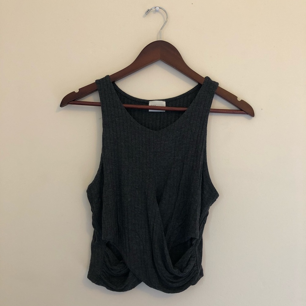 Dee Elly || Crop top